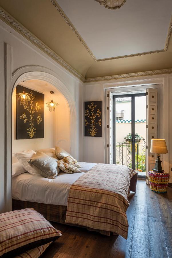 Pajaro Rebelde Bed & Breakfast Sevilla Exterior foto