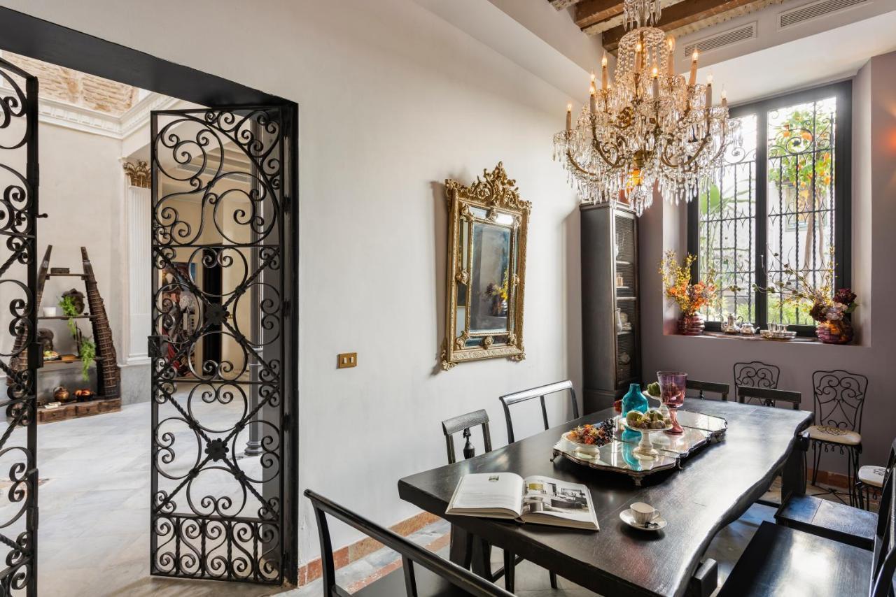 Pajaro Rebelde Bed & Breakfast Sevilla Exterior foto